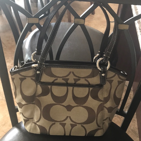 Coach purse - Picture 3 of 3